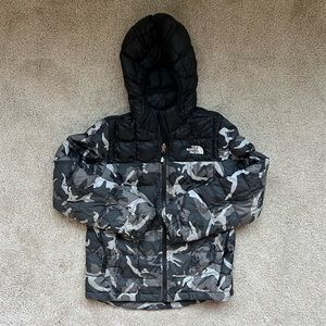 Boys The North Face Down Puffer Jacket